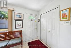 Foyer - 