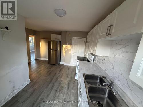 UNIT 2 - 24 UNION STREET , St. Catharines (Western Hill), Ontario L2S 2R2 3