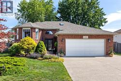 315 FIELDS Lasalle, ON N9J 3S6