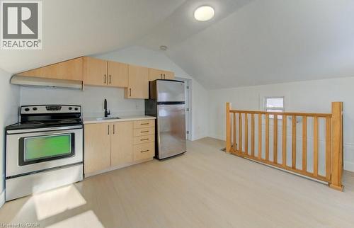 190 Lancaster Street E, Kitchener, ON - Indoor Photo Showing Kitchen