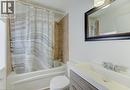 190 Lancaster Street E, Kitchener, ON  - Indoor Photo Showing Bathroom 