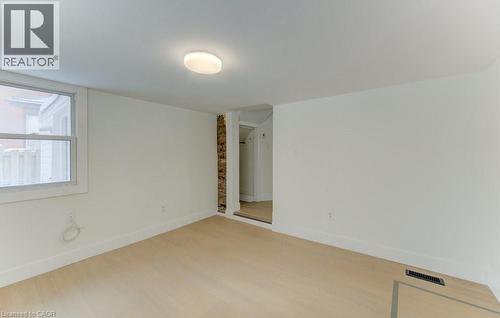 190 Lancaster Street E, Kitchener, ON - Indoor Photo Showing Other Room