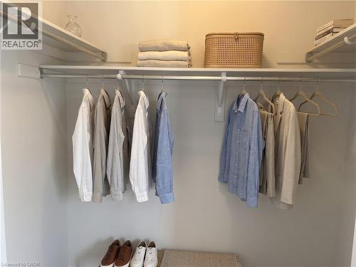 8 Baggs Crescent, Cambridge, ON - Indoor With Storage