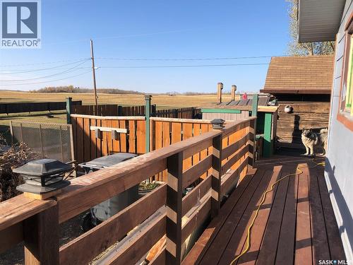 303 6Th Avenue, Invermay, SK - Outdoor With Exterior