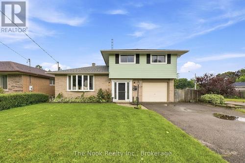 40 KEEWATIN STREET S  Oshawa (Donevan), ON L1H 6Z1