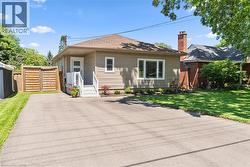 258 SANATORIUM Road  Hamilton, ON L9C 1Z9