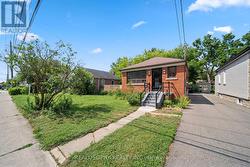 230 KENNEDY ROAD Toronto, ON M1N 3P5