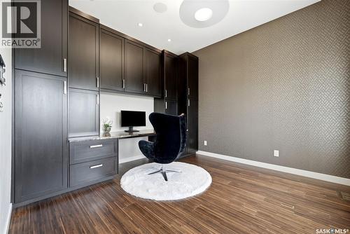 2423 Linner Bay, Regina, SK - Indoor Photo Showing Office
