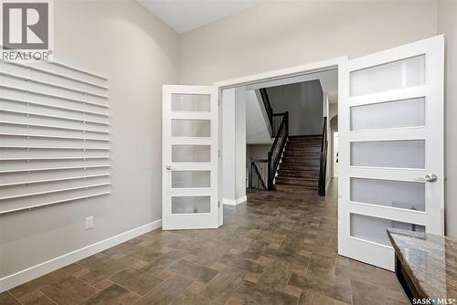 2423 Linner Bay, Regina, SK - Indoor Photo Showing Other Room