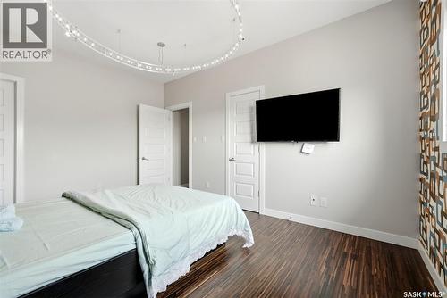 2423 Linner Bay, Regina, SK - Indoor Photo Showing Bedroom