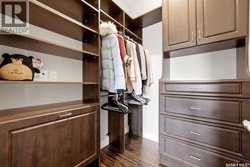 2423 Linner Bay, Regina, SK - Indoor With Storage