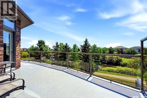 2423 Linner Bay, Regina, SK - Outdoor With Exterior