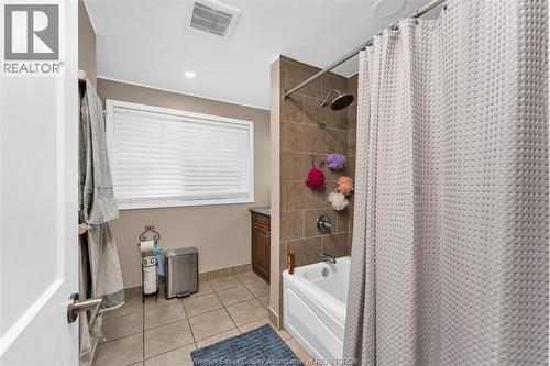 3038 Brimley, Windsor, ON - Indoor Photo Showing Bathroom