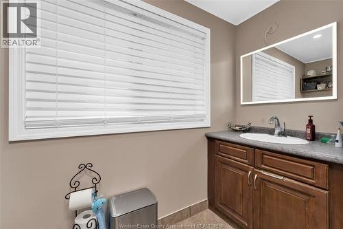 3038 Brimley, Windsor, ON - Indoor Photo Showing Bathroom
