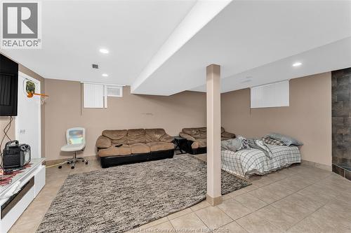 3038 Brimley, Windsor, ON - Indoor