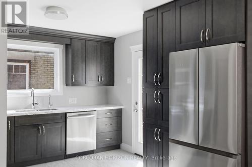 281 Guelph Street, Kitchener, ON - Indoor Photo Showing Kitchen