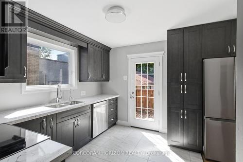 281 Guelph Street, Kitchener, ON - Indoor Photo Showing Kitchen With Double Sink