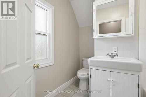 281 Guelph Street, Kitchener, ON - Indoor Photo Showing Bathroom