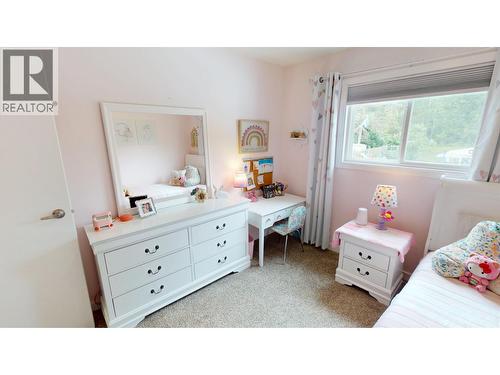 115 S Brears Road, Quesnel, BC - Indoor Photo Showing Bedroom
