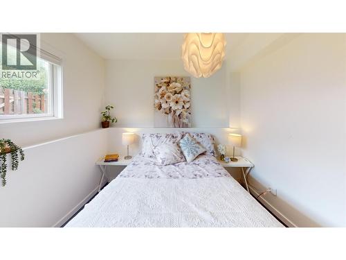 115 S Brears Road, Quesnel, BC - Indoor Photo Showing Bedroom