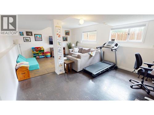 115 S Brears Road, Quesnel, BC - Indoor Photo Showing Gym Room