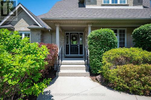 6 Pioneer Tower Crescent, Kitchener, ON - Outdoor