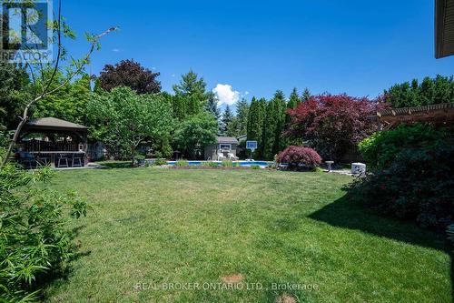 6 Pioneer Tower Crescent, Kitchener, ON - Outdoor