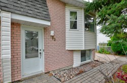 92 Rue du Guéret L'Épiphanie, QC J5X 3Z2
