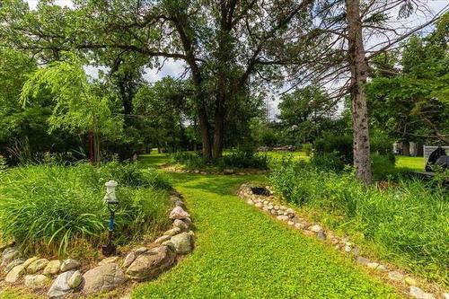 8667 Roblin Blvd, Headingley, MB - Outdoor