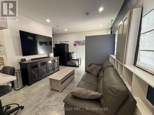 UNIT 3 (ADU) - 751 PHILLIP MURRAY AVENUE , Oshawa (Lakeview), Ontario L1J 1J2 2