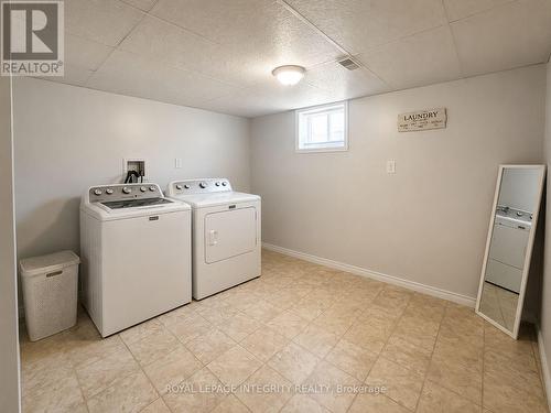 607 12Th Street E, Cornwall, ON - Indoor Photo Showing Laundry Room