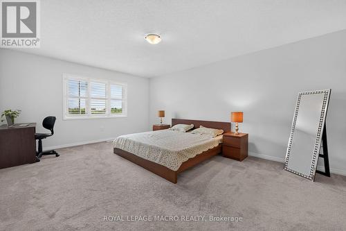 76 Mcwatters Street, Hamilton, ON - Indoor Photo Showing Bedroom