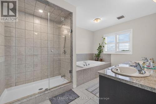 76 Mcwatters Street, Hamilton, ON - Indoor Photo Showing Bathroom