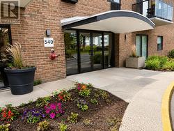 401 - 540 PROUDFOOT LANE London North (North N), ON N6H 1W3