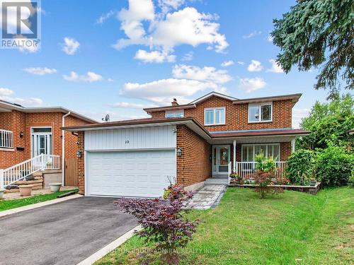 10 TORINO PLACE  Vaughan, ON L4K 2L4