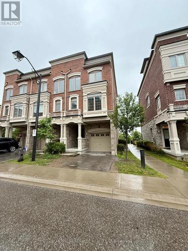 70 HARWOOD AVENUE N  Ajax, ON L1T 0P4
