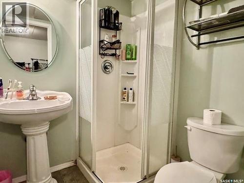 430 Centre Street, Middle Lake, SK - Indoor Photo Showing Bathroom
