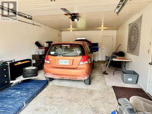 430 Centre Street, Middle Lake, SK - Indoor Photo Showing Garage