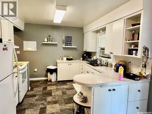 430 Centre Street, Middle Lake, SK - Indoor