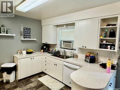 430 Centre Street, Middle Lake, SK - Indoor Photo Showing Kitchen With Double Sink
