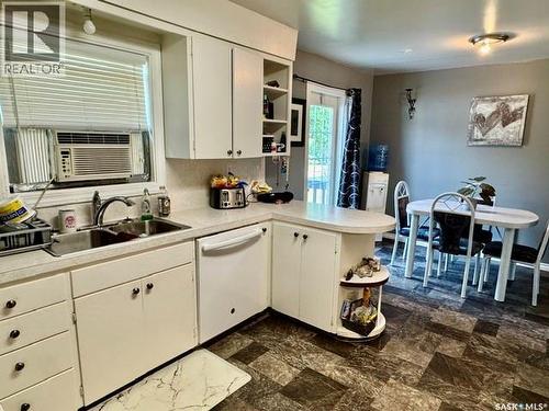 430 Centre Street, Middle Lake, SK - Indoor Photo Showing Other Room