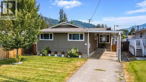 70 WALNUT Avenue  Fruitvale, BC V0G 1L0
