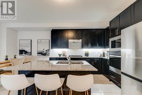15 Mountainside Crescent, Whitby, ON - Indoor Photo Showing Kitchen With Double Sink With Upgraded Kitchen