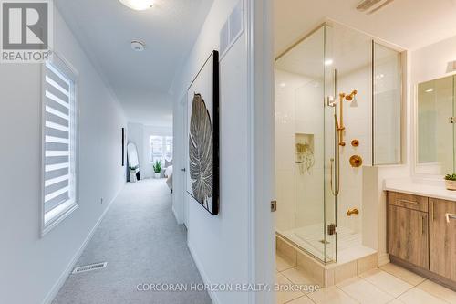 15 Mountainside Crescent, Whitby, ON - Indoor Photo Showing Bathroom