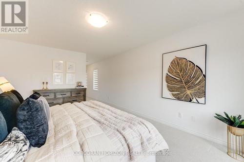 15 Mountainside Crescent, Whitby, ON - Indoor Photo Showing Bedroom