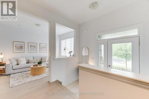 15 Mountainside Crescent, Whitby, ON - Indoor Photo Showing Other Room