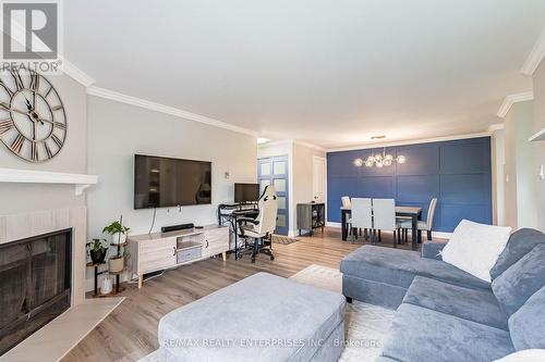 832 - 1508 PILGRIMS WAY  Oakville, ON L6M 3H1
