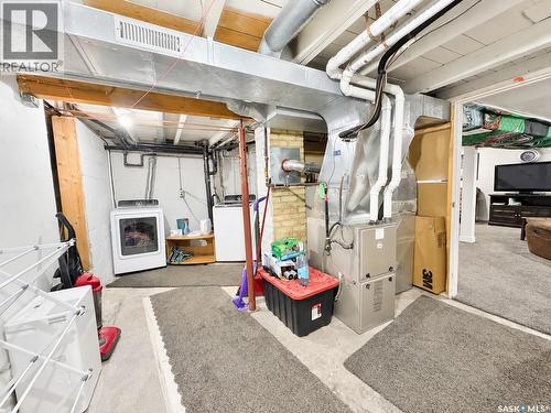 924 Weldon Avenue, Saskatoon, SK - Indoor Photo Showing Basement