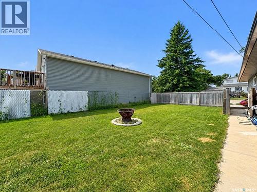 924 Weldon Avenue, Saskatoon, SK - Outdoor