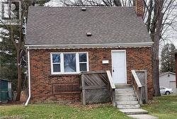 84 EWEN Road Hamilton, ON L8S 3C5
